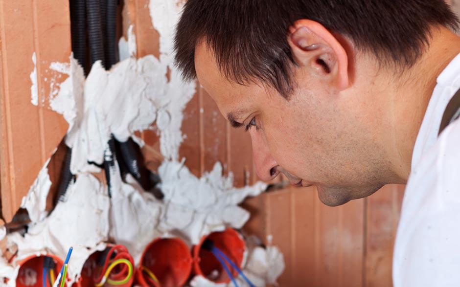recherche travail électricien bâtiment Lésigny